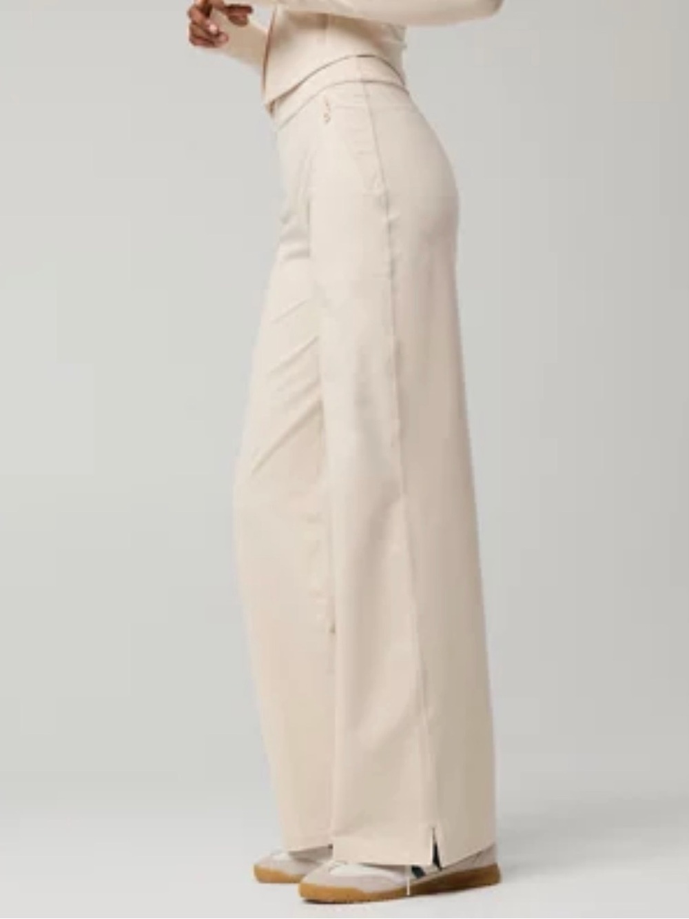 Offline by Aerie | Women’s Wide-Leg Trousers in Cream | Size S
